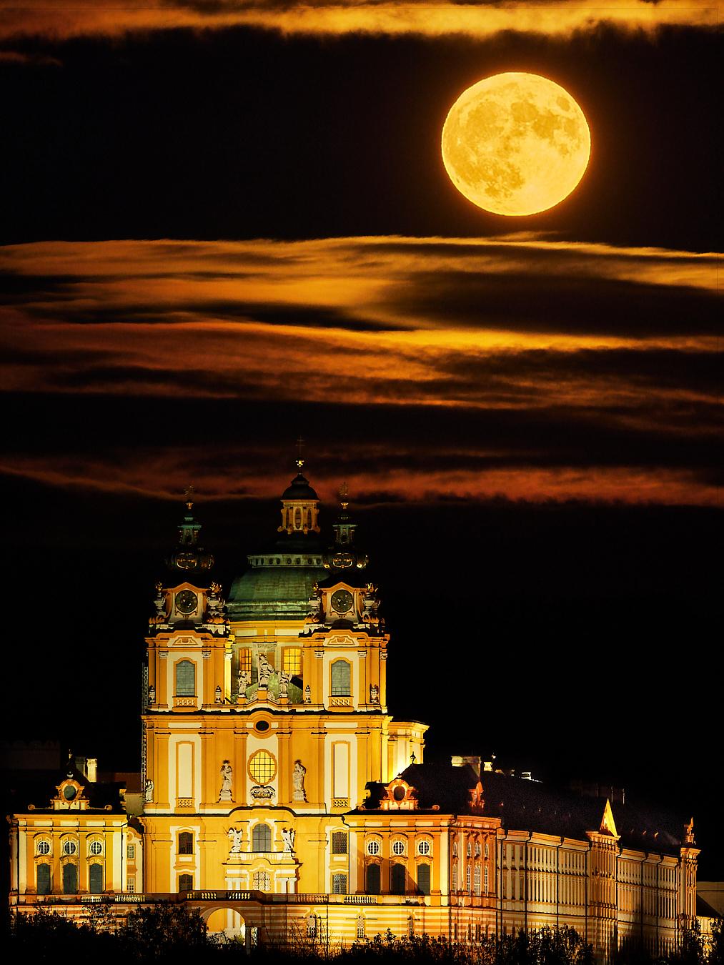 Stift Melk-letzter Vollmond