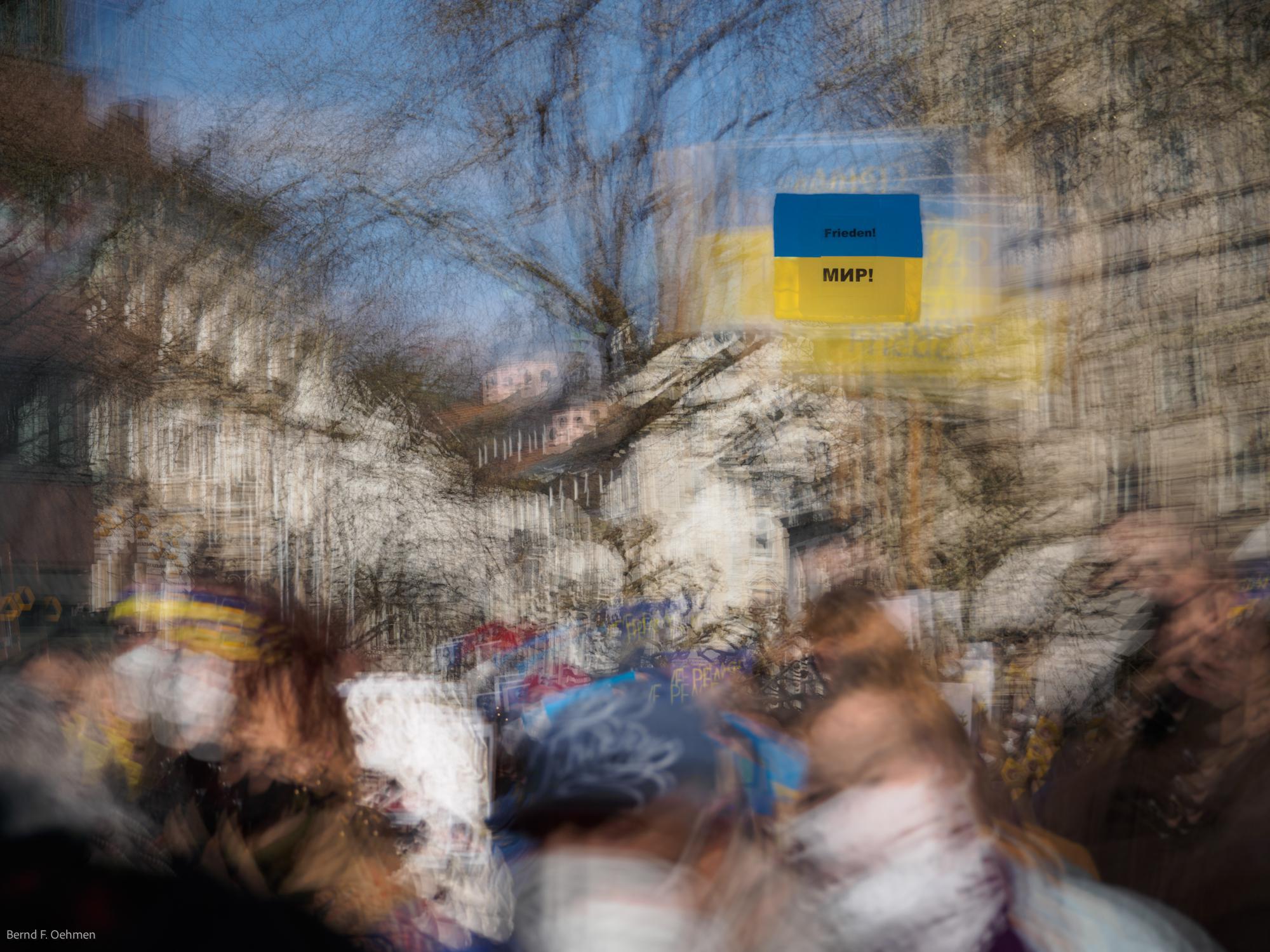 Ukraine Demo Highres mit Pen-F, Überblendung